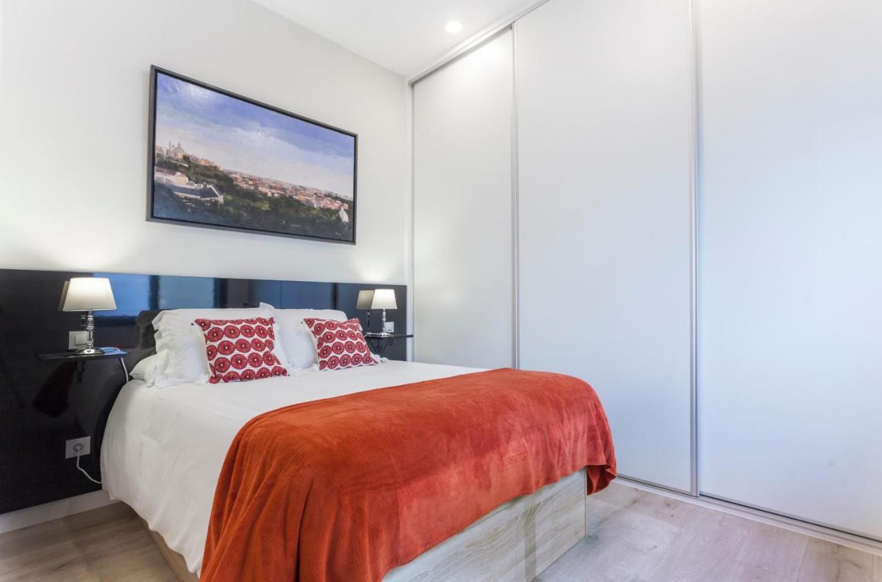 Apartamento Gran Via En マドリード エクステリア 写真
